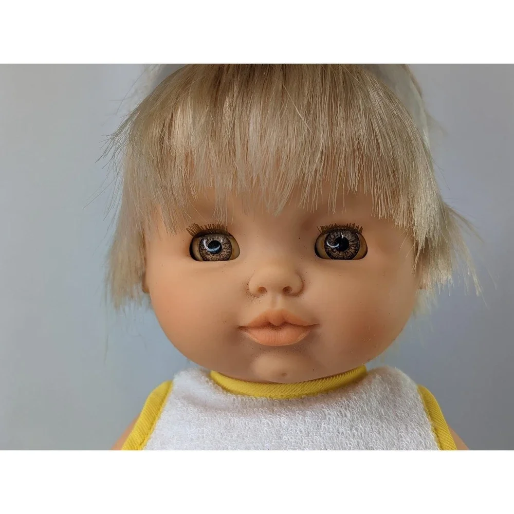 Famosa Vinyl Doll 14 Inch Blond Brown Eyes Muneca